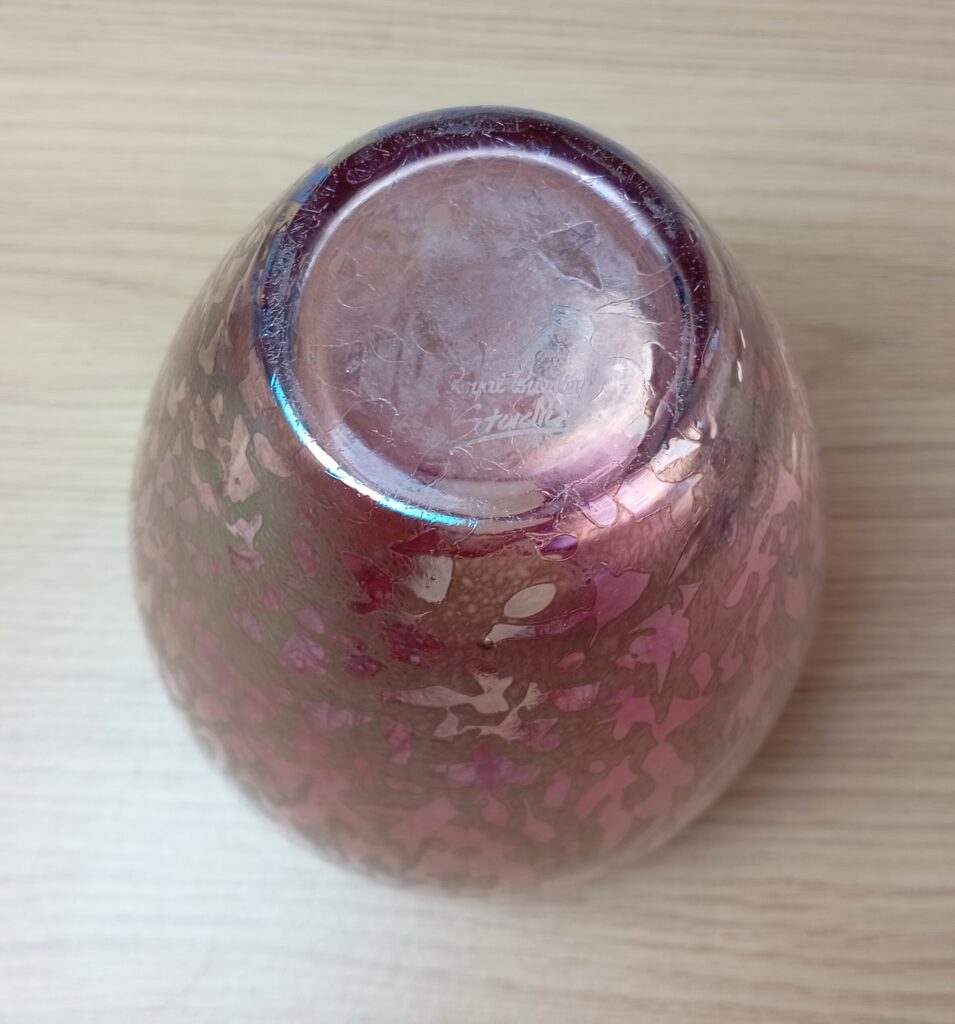 Large Royal Brierley Iridescent Pink Studio Glass Vase - Image 3