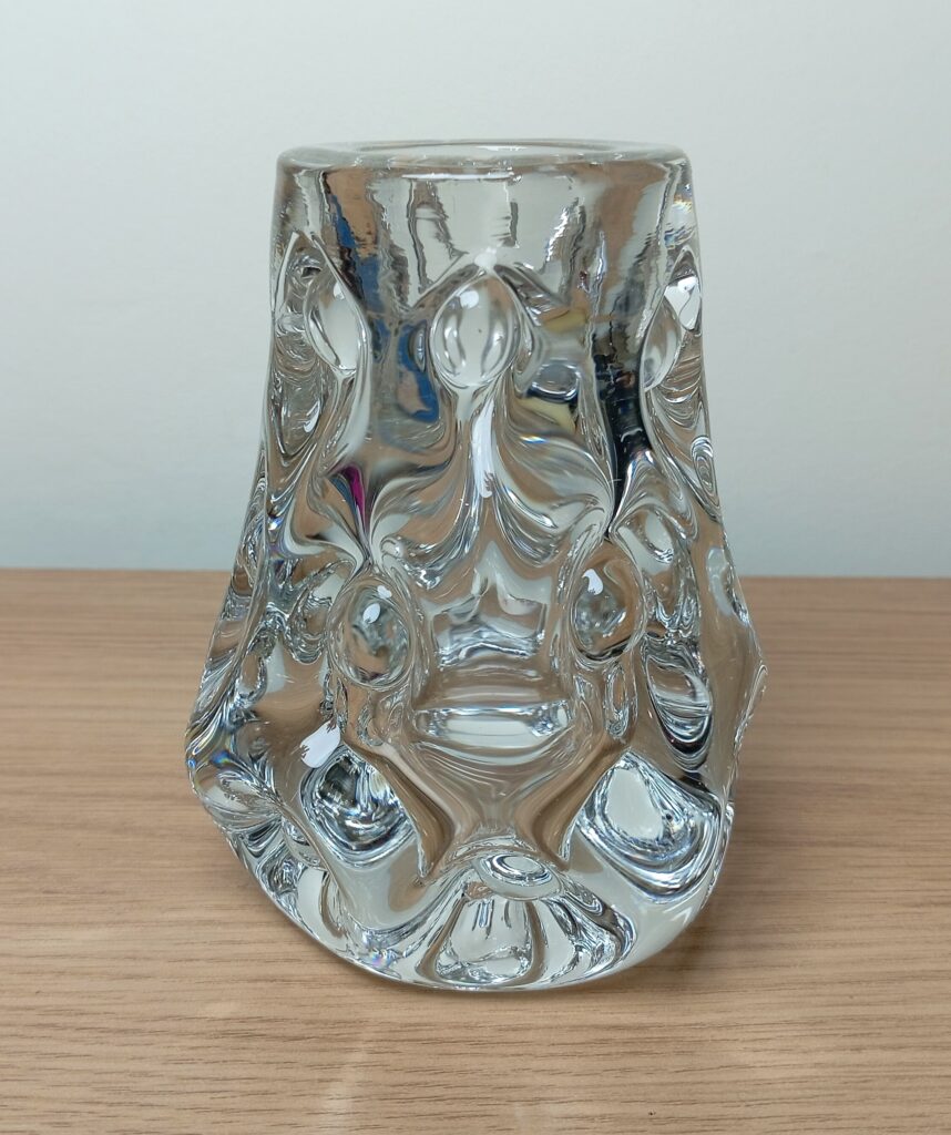 Vintage Liskeard Cornish Art Glass Knobbly Clear Glass Vase - Image 6